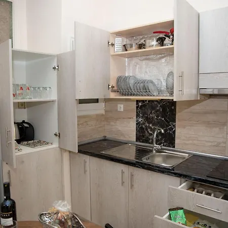 Vegghera Apartment *